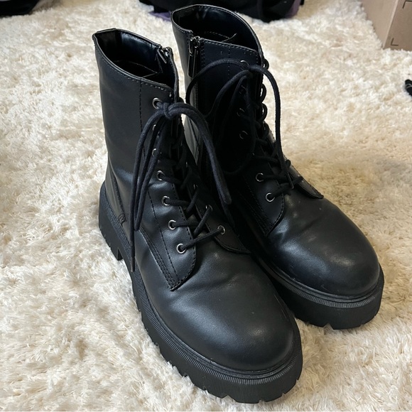 Combat boots - Picture 3 of 4